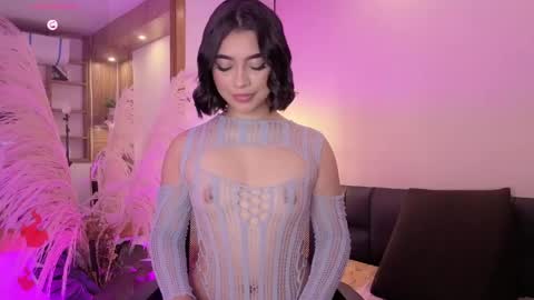 Snapshot of charlotteg18 chatting on May 16, 3:36 am Charlote online show from May 16, 3:36 am