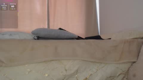 charlottehorny1 online show from February 8, 3:04 pm