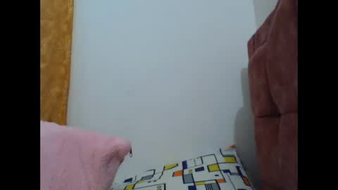 Snapshot of charlottekiss99 chatting on February 10, 3:21 am charlottekiss99 online show from February 10, 3:21 am