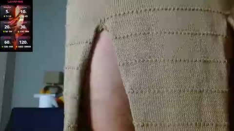 Snapshot of charlottelemke chatting on July 17, 12:23 pm CharlotteLemke online show from July 17, 12:23 pm