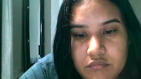 Snapshot of charlottequeen_21 chatting on June 14, 2:30 pm charlottequeen_21 online show from June 14, 2:30 pm