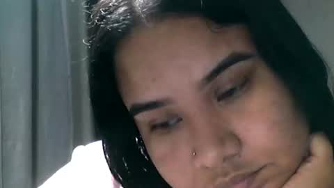 Snapshot of charlottequeen_21 chatting on July 5, 2:40 am charlottequeen_21 online show from July 5, 2:40 am