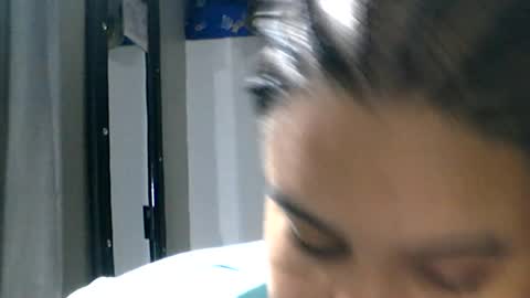 Snapshot of charlottequeen_21 chatting on July 25, 2:58 pm charlottequeen_21 online show from July 25, 2:58 pm