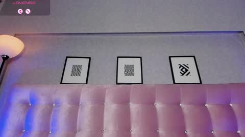 charlotterussel online show from December 10, 12:28 am