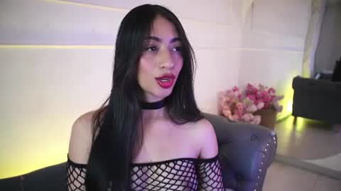 Lauren Rus online show from June 24, 12:37 pm