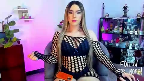 Snapshot of charlottevillorina chatting on June 27, 6:51 am charlotte villorina online show from June 27, 6:51 am