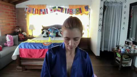Snapshot of charlottewillson chatting on July 3, 4:57 pm Charlotte online show from July 3, 4:57 pm