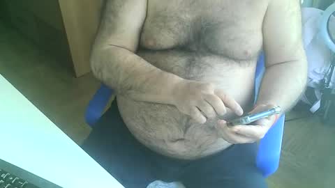 charly online show from April 4, 7:50 am