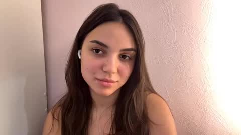 Snapshot of charmainerempe chatting on May 28, 3:53 pm Lina online show from May 28, 3:53 pm