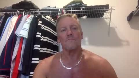 Snapshot of charmedhard chatting on February 15, 9:04 pm CharmedHard online show from February 15, 9:04 pm