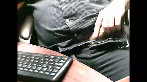 Snapshot of charmeur2672 chatting on October 6, 12:35 pm charmeur2672 online show from October 6, 12:35 pm