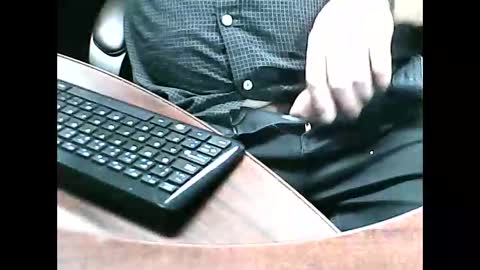 Snapshot of charmeur2672 chatting on March 27, 9:21 am charmeur2672 online show from March 27, 9:21 am