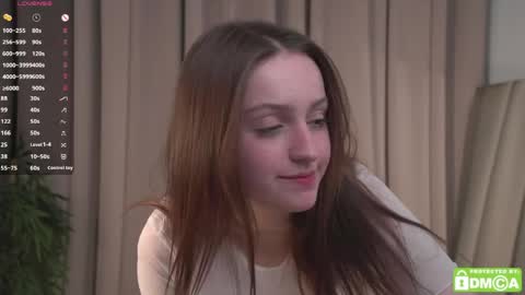 Snapshot of charming_flower chatting on May 3, 10:27 pm MarselinMarsi inst ptj mars online show from May 3, 10:27 pm