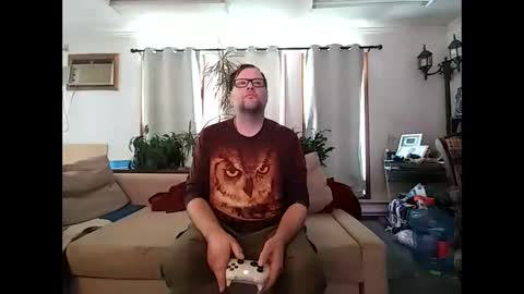 Snapshot of charmingatom chatting on March 1, 9:39 pm charmingatom online show from March 1, 9:39 pm