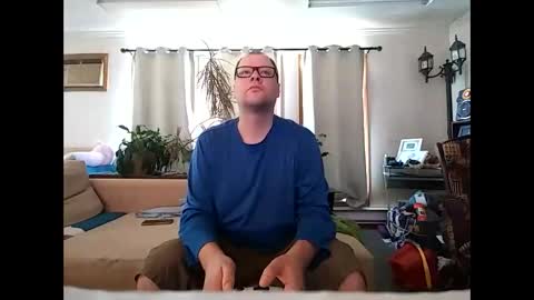 Snapshot of charmingatom chatting on March 22, 5:49 pm charmingatom online show from March 22, 5:49 pm