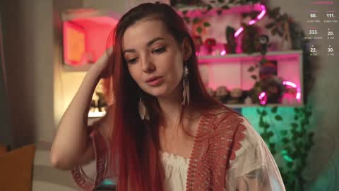 Snapshot of charmings_054 chatting on February 8, 5:18 pm Belle and Miley online show from February 8, 5:18 pm