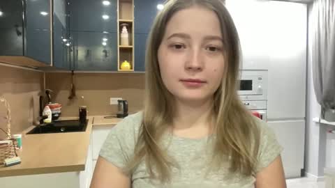 Sarah online show from September 16, 3:57 pm