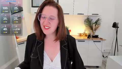 Snapshot of charmygrace chatting on May 10, 11:04 am Grace online show from May 10, 11:04 am
