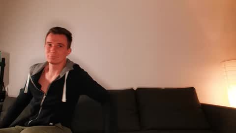 Snapshot of chasingwhiterabbit chatting on September 15, 4:40 pm Chasing Rabbit online show from September 15, 4:40 pm