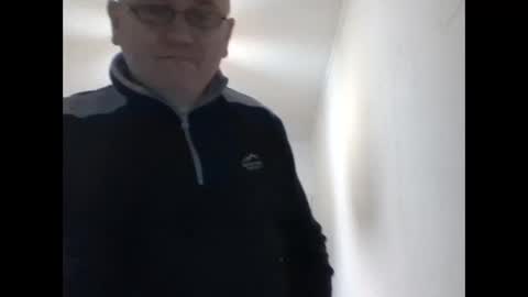 Snapshot of chatskor chatting on December 15, 2:19 am Egor Skornyakov online show from December 15, 2:19 am