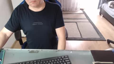 Snapshot of chatskor chatting on February 27, 9:32 am Egor Skornyakov online show from February 27, 9:32 am