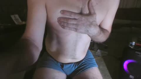 Snapshot of chaturdell9359 chatting on January 10, 10:15 pm We Chat online show from January 10, 10:15 pm