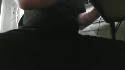 Snapshot of chauncy48 chatting on December 24, 9:33 pm Chauncy48 online show from December 24, 9:33 pm