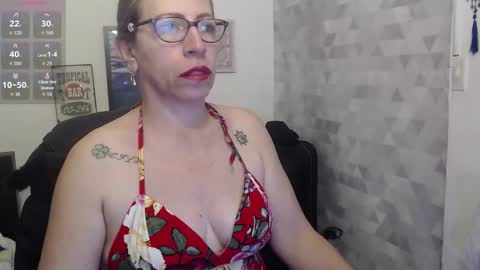 CHAYLA VICTORIA RUIZ  online show from September 17, 11:23 am