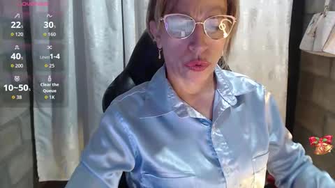 CHAYLA VICTORIA RUIZ  online show from February 28, 9:43 am