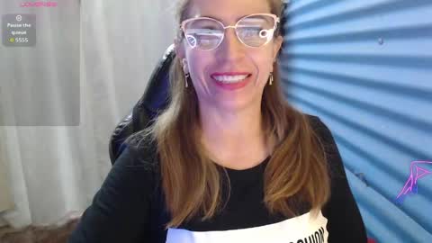 Snapshot of chayla_ruiz chatting on April 25, 7:55 pm CHAYLA VICTORIA RUIZ online show from April 25, 7:55 pm