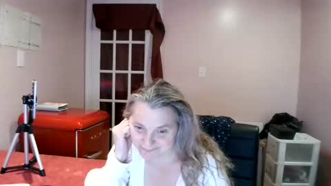 chealsiek online show from November 21, 12:54 am