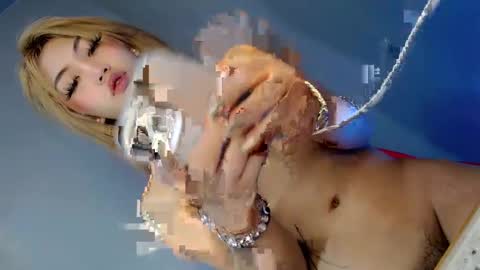 Snapshot of cheatchatter chatting on October 15, 2:17 pm RIVA online show from October 15, 2:17 pm