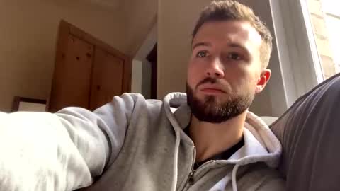 Snapshot of cheekycharliee chatting on March 31, 12:49 pm CheekyCharliee online show from March 31, 12:49 pm