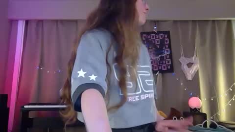 CheekyNightOwl online show from April 24, 2:03 am