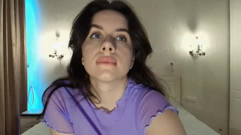 Amelia online show from April 18, 6:28 am