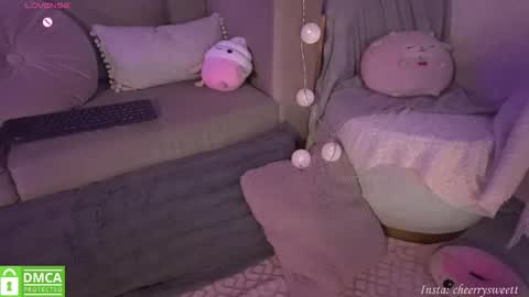 Baby Cherry online show from November 12, 3:07 am