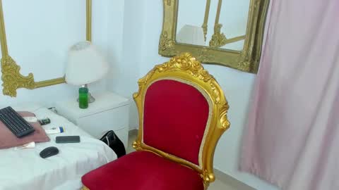 Snapshot of cheeto_333 chatting on February 24, 7:55 am Cheeto online show from February 24, 7:55 am