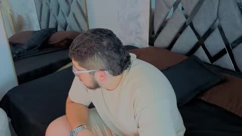   online show from February 26, 4:11 am