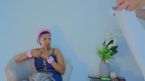   online show from March 8, 4:27 am