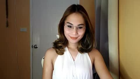 chelly4u69 online show from January 14, 4:18 am