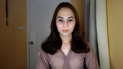 Snapshot of chelly4u69 chatting on February 21, 1:50 am chelly4u69 online show from February 21, 1:50 am