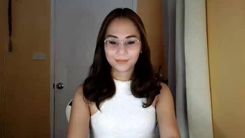 Snapshot of chelly4u69 chatting on March 2, 10:55 am chelly4u69 online show from March 2, 10:55 am