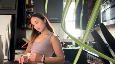 Snapshot of chellybear101 chatting on January 17, 10:34 pm chellybear101 online show from January 17, 10:34 pm