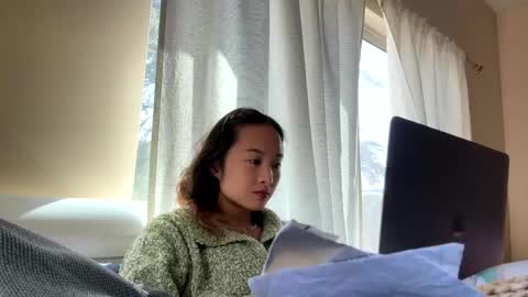 Snapshot of chellybear101 chatting on February 10, 7:17 pm chellybear101 online show from February 10, 7:17 pm