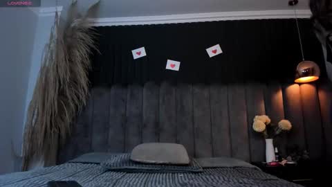 Snapshot of chelsea_bolton_ chatting on February 18, 12:23 pm chelsea_bolton_ online show from February 18, 12:23 pm