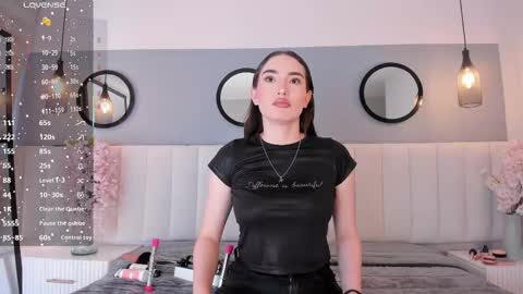 Snapshot of chelsea_bolton_ chatting on March 1, 1:02 pm chelsea_bolton_ online show from March 1, 1:02 pm