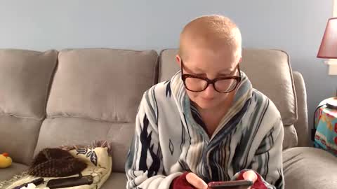 Chelsea online show from April 15, 3:41 pm