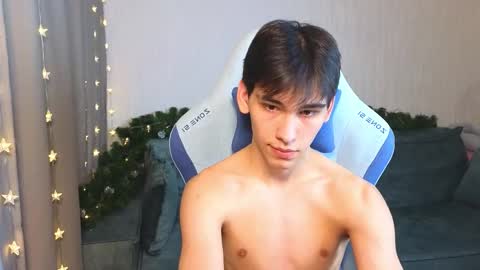 LUCASRYANPVT IS OPEN online show from February 10, 3:32 pm