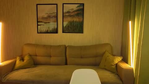 LUCASRYANPVT IS OPEN online show from November 18, 1:44 am