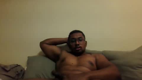 Snapshot of chennaibull1011 chatting on May 7, 6:13 pm chennaibull1011 online show from May 7, 6:13 pm
